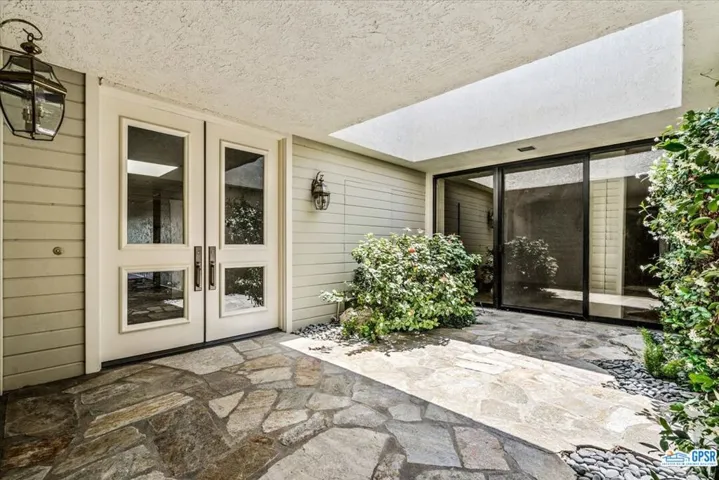 21 Creekside Drive, Rancho Mirage, California 92270
