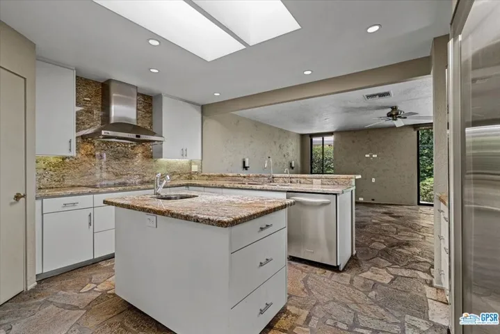 21 Creekside Drive, Rancho Mirage, California 92270