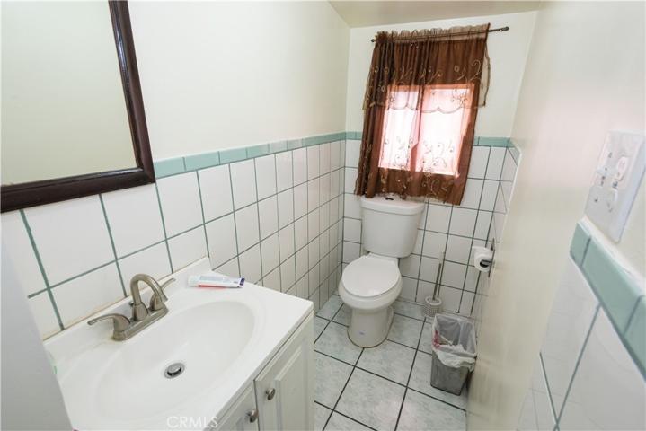 828 Herbert, Los Angeles, California 90063