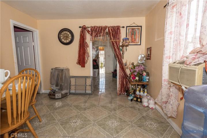 828 Herbert, Los Angeles, California 90063