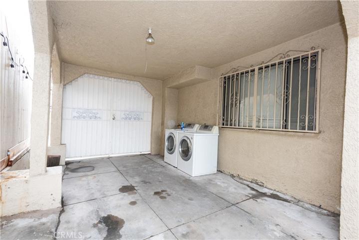 828 Herbert, Los Angeles, California 90063