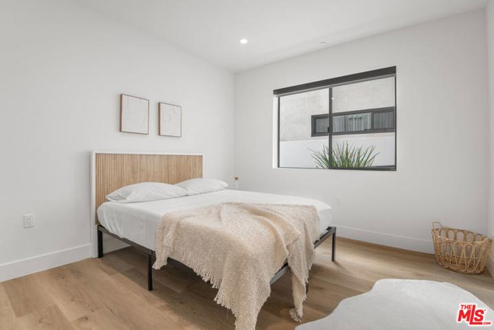 8326 Blackburn Avenue Unit 202, Los Angeles, California 90048