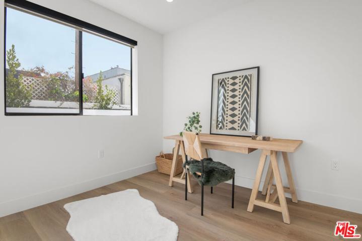 8326 Blackburn Avenue Unit 202, Los Angeles, California 90048