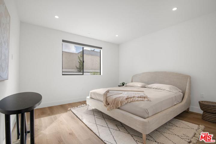 8326 Blackburn Avenue Unit 202, Los Angeles, California 90048