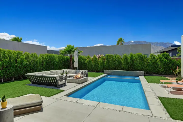 SPA AND POOL OVER