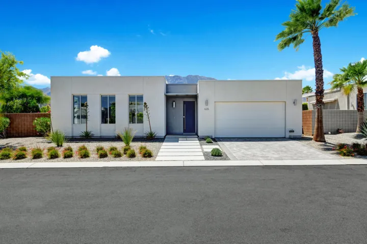 FRONT OF HOUSE