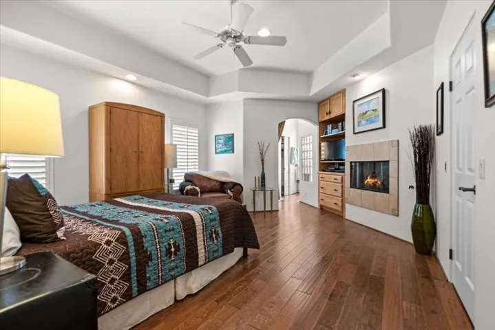 22-76645 California Dr -27