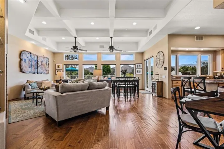 08-76645 California Dr -7