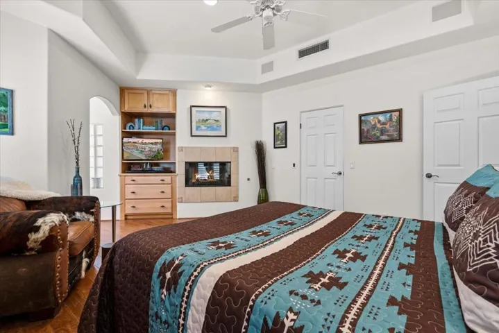 23-76645 California Dr -32