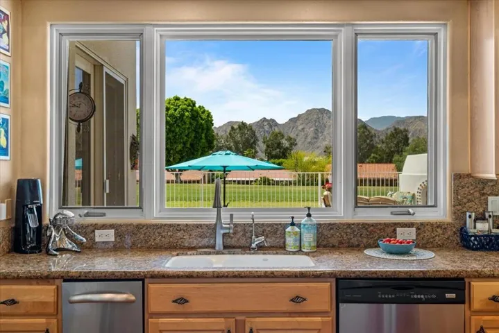 14-76645 California Dr -17