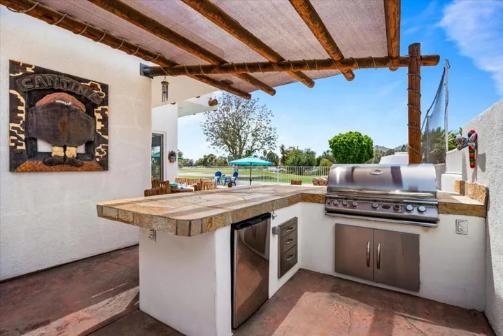 38-76645 California Dr -36