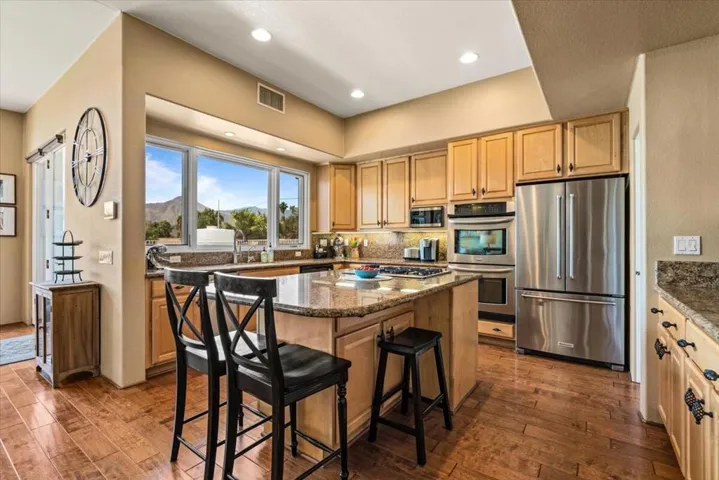13-76645 California Dr -15