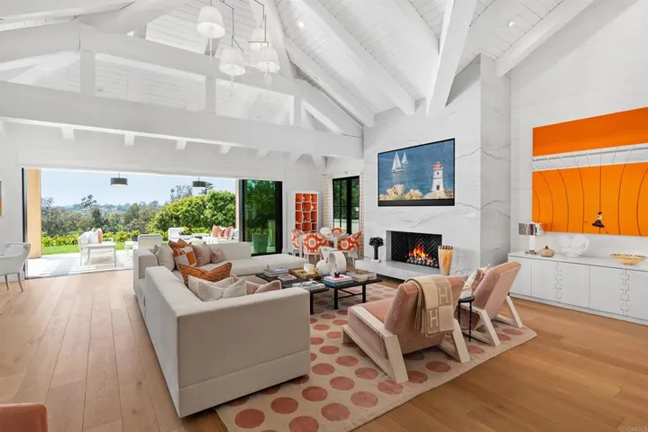 5406 El Secreto, Rancho Santa Fe, California 92067
