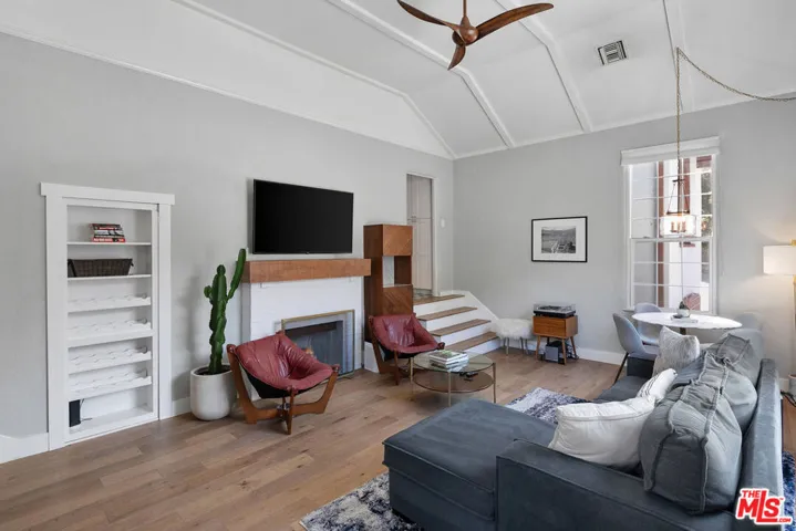 2059 Laurel Canyon Boulevard, Los Angeles, California 90046
