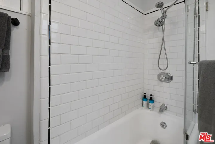 2059 Laurel Canyon Boulevard, Los Angeles, California 90046