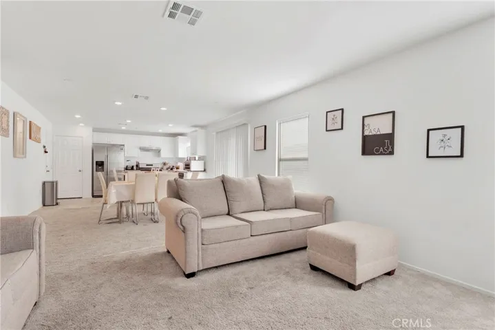 12982 9th Avenue, Victorville, California 92395