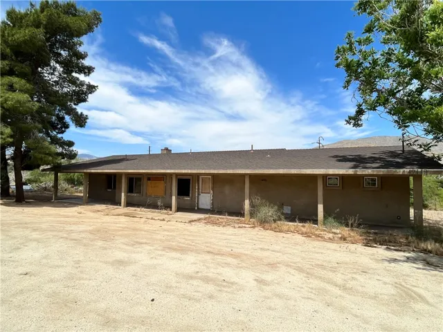 49440 Conejo Road, Morongo Valley, California 92256