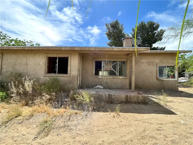 49440 Conejo Road, Morongo Valley, California 92256