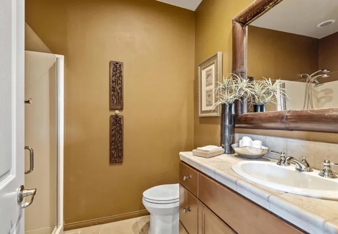 3rd bath w/shower