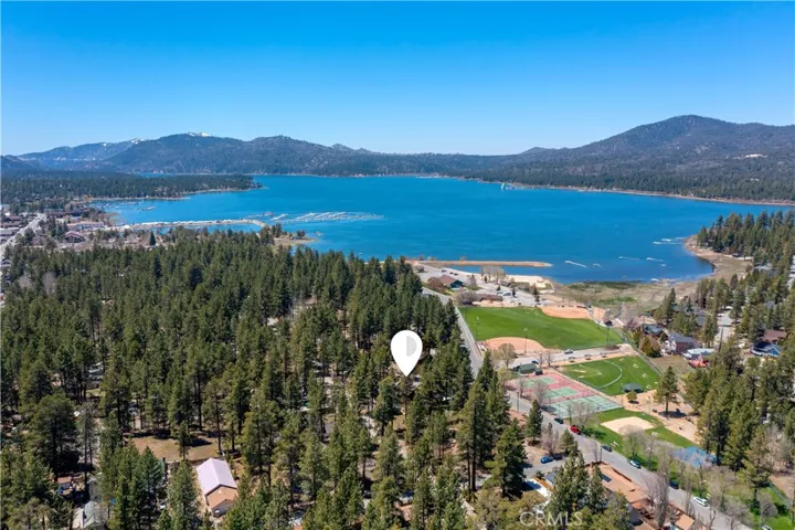 373 Georgia Street, Big Bear Lake, California 92315