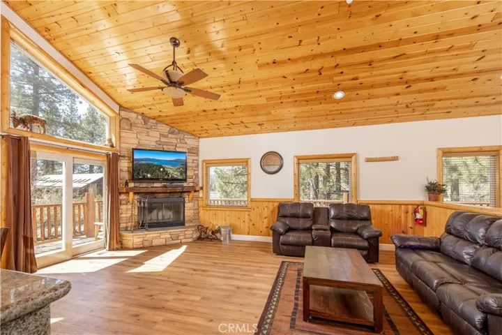 373 Georgia Street, Big Bear Lake, California 92315