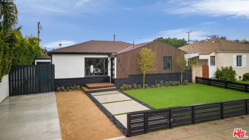 3937 Redwood Avenue, Culver City, California 90066