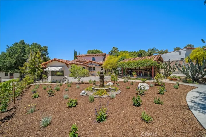 10723 Lurline, Chatsworth, California 91311