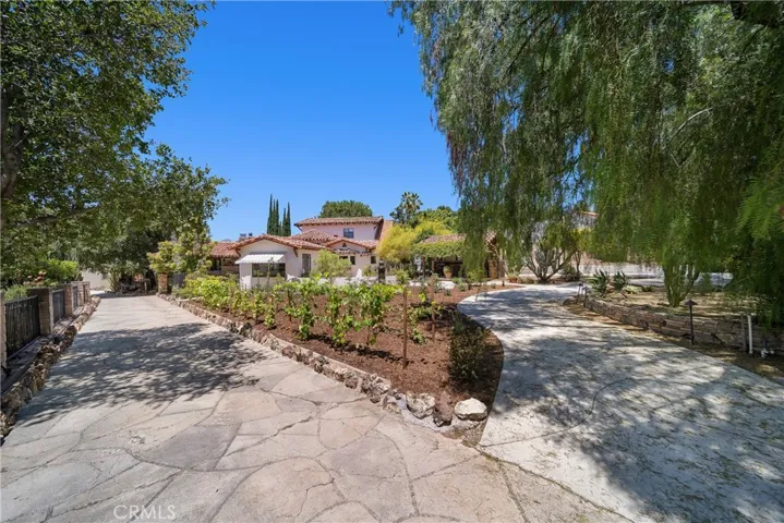 10723 Lurline, Chatsworth, California 91311
