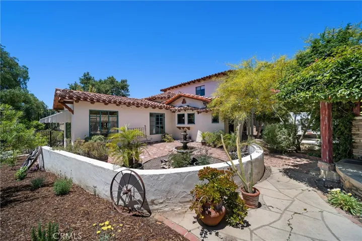10723 Lurline, Chatsworth, California 91311