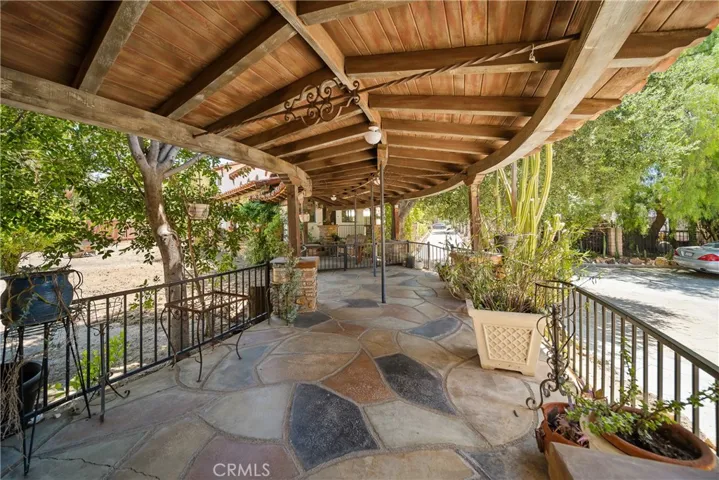 10723 Lurline, Chatsworth, California 91311