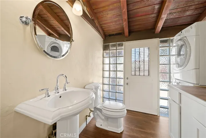 10723 Lurline, Chatsworth, California 91311