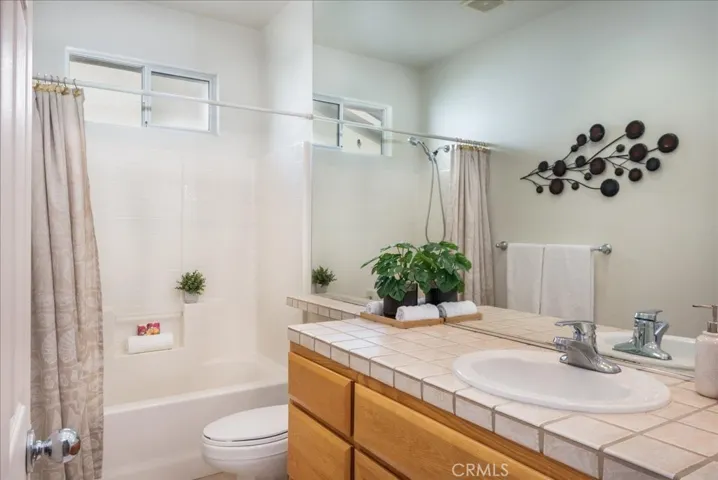 Guest Bathroom 2 (which makes a total of 3 bathrooms!)