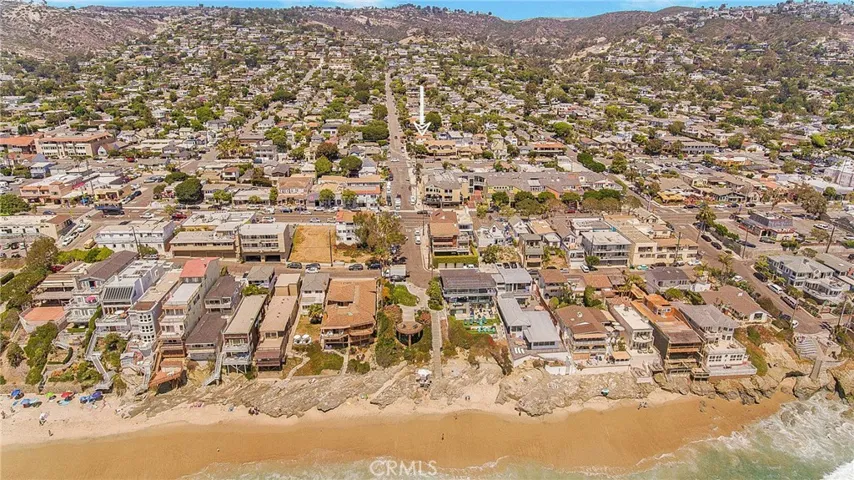 387 Oak Street, Laguna Beach, California 92651