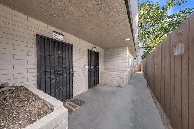 2946 E 29th Street, Oakland, California 94601 home-pic-42