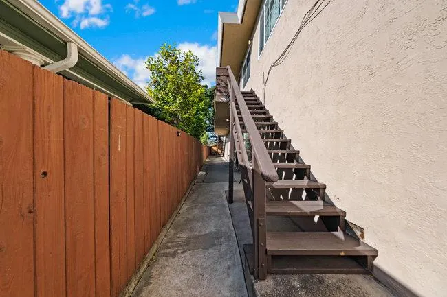 2946 E 29th Street, Oakland, California 94601 home-pic-28