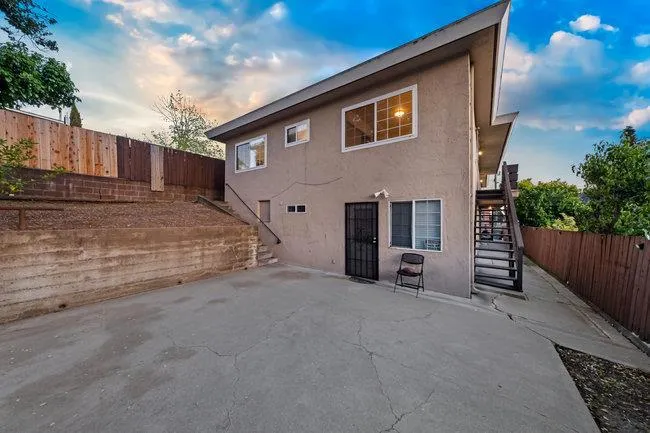 2946 E 29th Street, Oakland, California 94601 home-pic-54