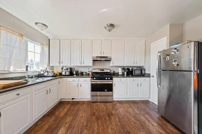 2946 E 29th Street, Oakland, California 94601 home-pic-22