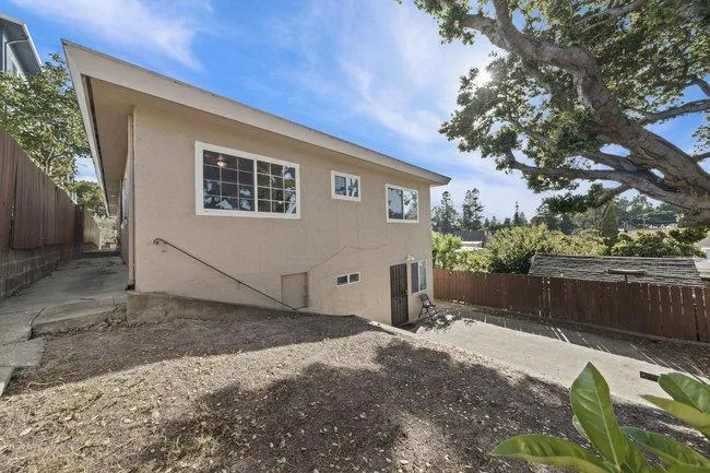 2946 E 29th Street, Oakland, California 94601 home-pic-49