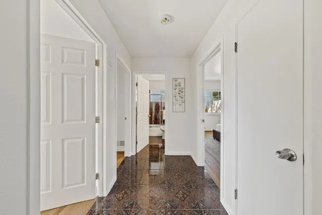 2946 E 29th Street, Oakland, California 94601 home-pic-11