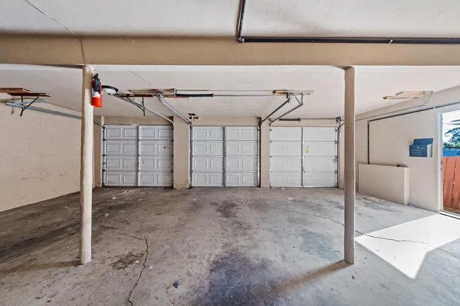 2946 E 29th Street, Oakland, California 94601 home-pic-39