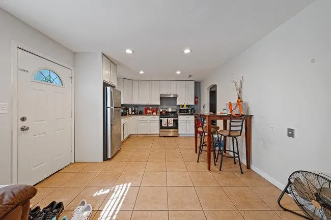 2946 E 29th Street, Oakland, California 94601 home-pic-29