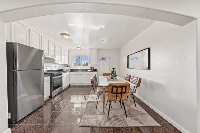 2946 E 29th Street, Oakland, California 94601 home-pic-7