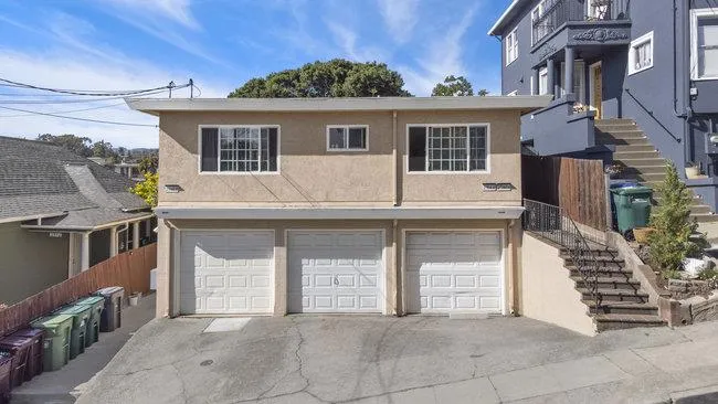 2946 E 29th Street, Oakland, California 94601 home-pic-44