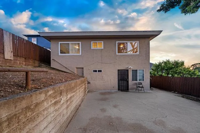 2946 E 29th Street, Oakland, California 94601 home-pic-53