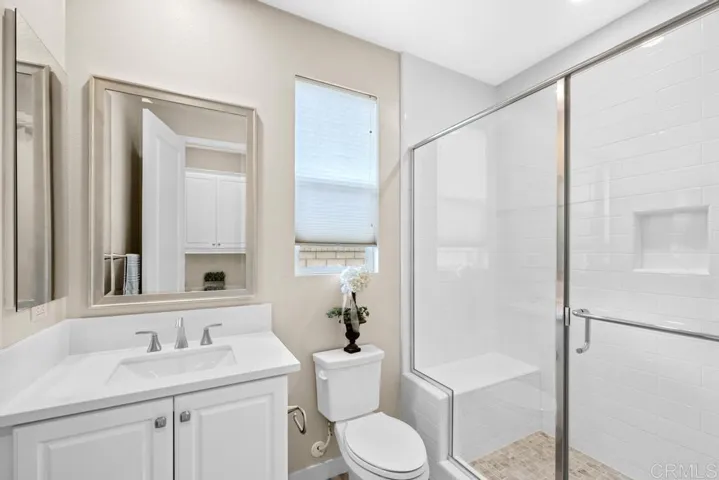 Ensuite Full Bathroom in Gen Suite on First Floor