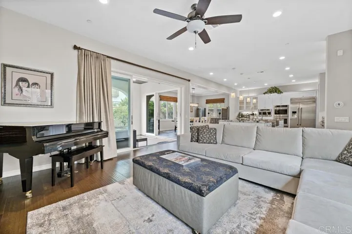 6654 Elegante Way, San Diego, California 92130