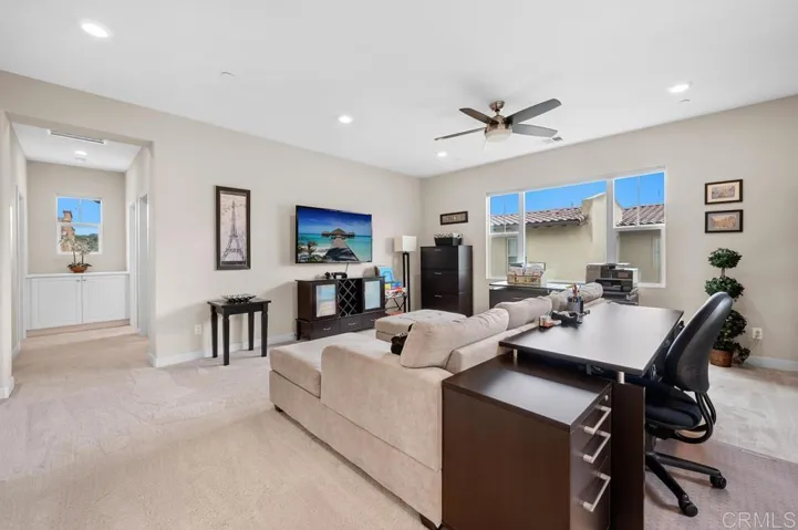Large Family Room Loft with 3rd Large TV