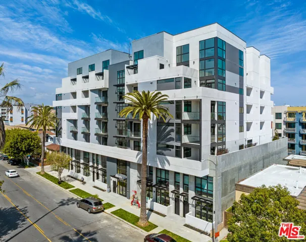 1112 Locust Avenue 717, Long Beach, California 90813