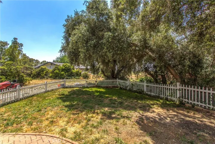 111 Oak Valley, Beaumont, California 92223