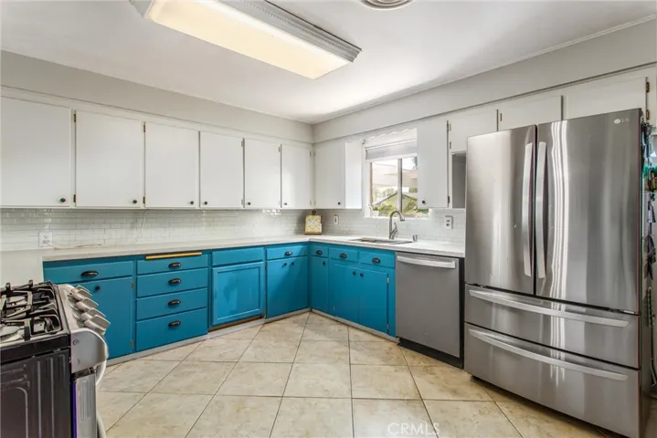 111 Oak Valley, Beaumont, California 92223